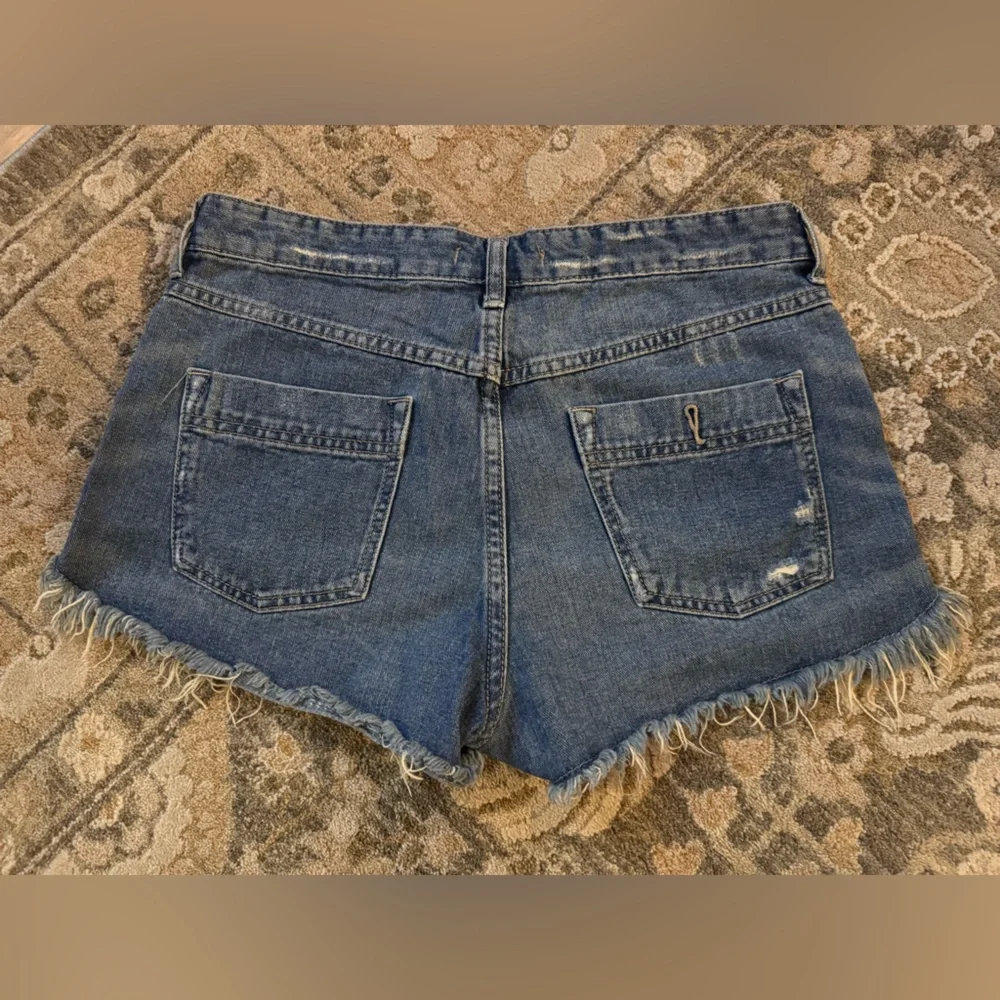 Free People Distressed Denim Cutoff Shorts - Size 28
